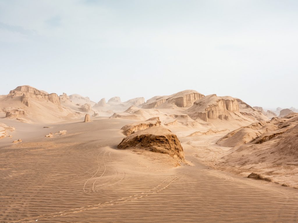 dryland edouard sepulchre inframe in frame interview maroc morocco landscape desert documentary photography contemporary