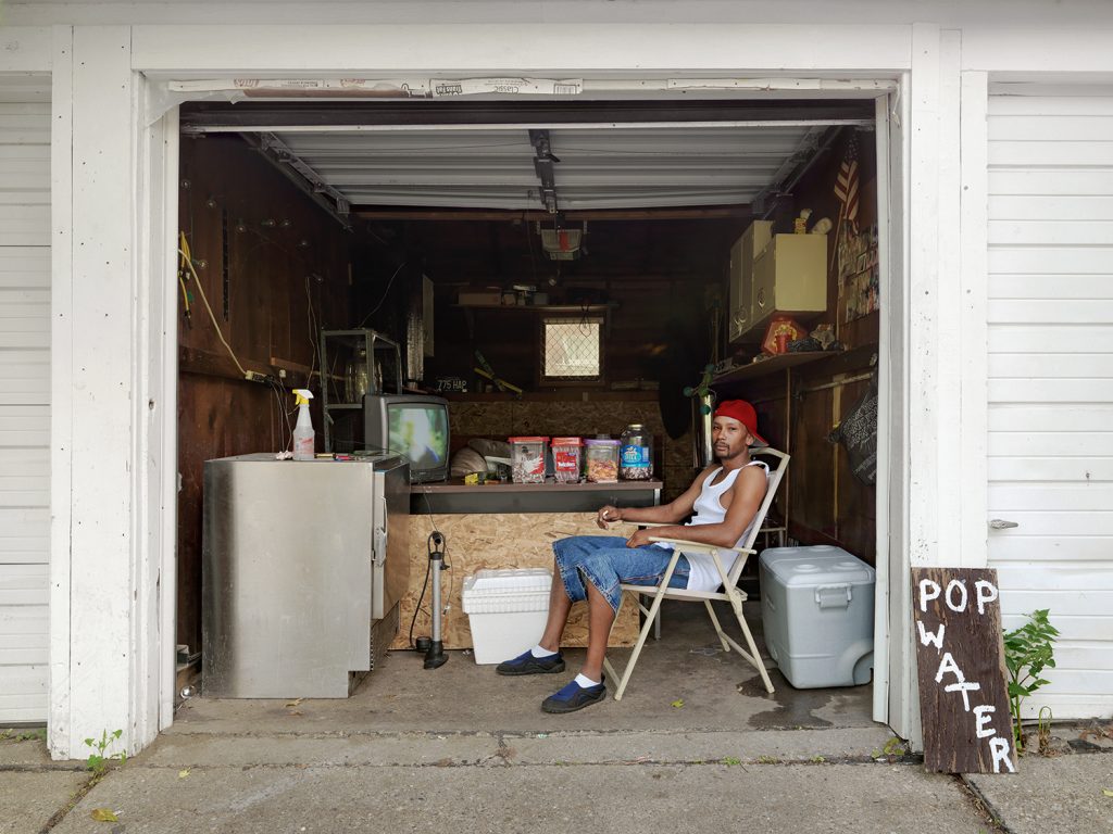 inframe in frame dave jordano detroit usa america dave jordano documentary city american photography