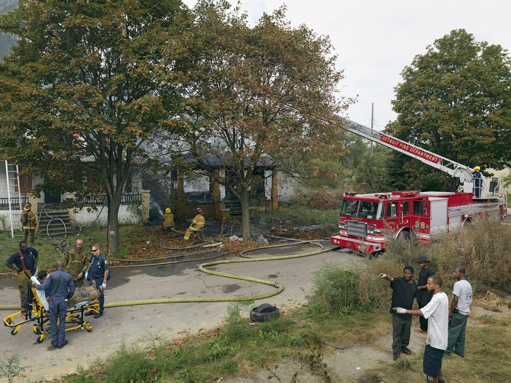 inframe in frame dave jordano detroit usa america dave jordano documentary city american photography