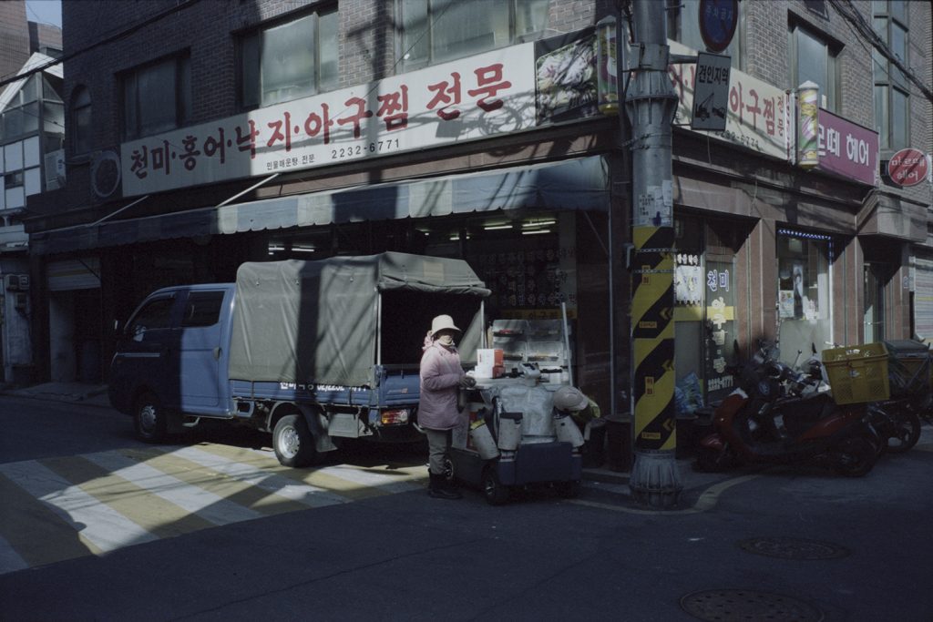 inframe in frame documentary photo photography photographic asia hk hong kong seignol revers kalel koven hans lucas hl