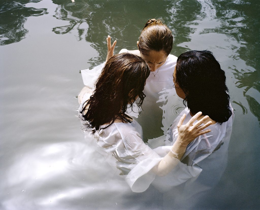 in frame israel valentine vermeil tradition gathering religious living together documentary photography middle east