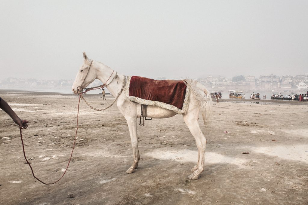 inframe in frame giulio di sturco ganga ma india river documentary environment climate change pollution Gost book