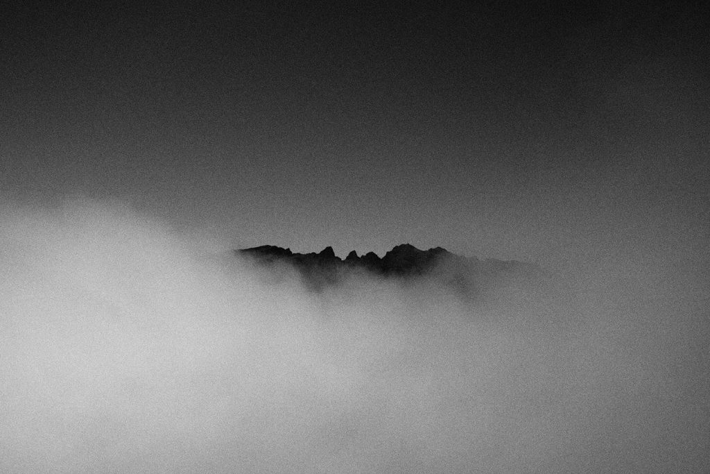 in frame inframe documentary documentaire photo antimemoires ile de la réunion famille family youth identity paysages kalel koven valentine zeler webzine media contemporary photography