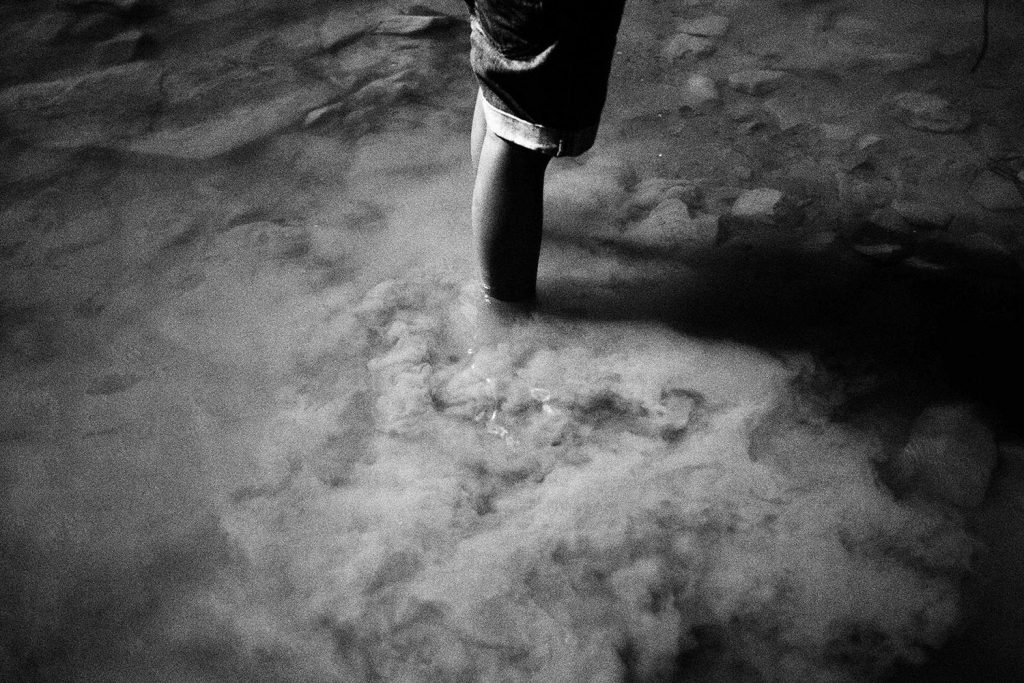 in frame inframe documentary documentaire photo antimemoires ile de la réunion famille family youth identity paysages kalel koven valentine zeler webzine media contemporary photography