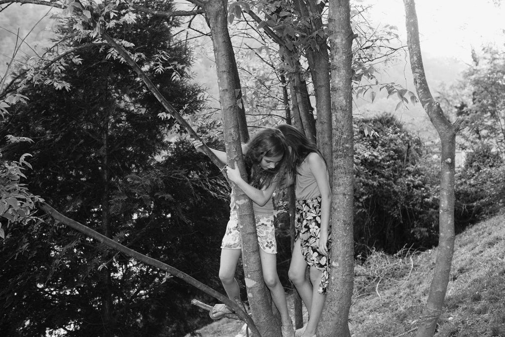 in frame louise honée hsbc 2020 prize photography documentary contemporary we love where we live west virginia appalachian usa mcdowell county youth kalel koven valentine zeler interview article magazine process project long term