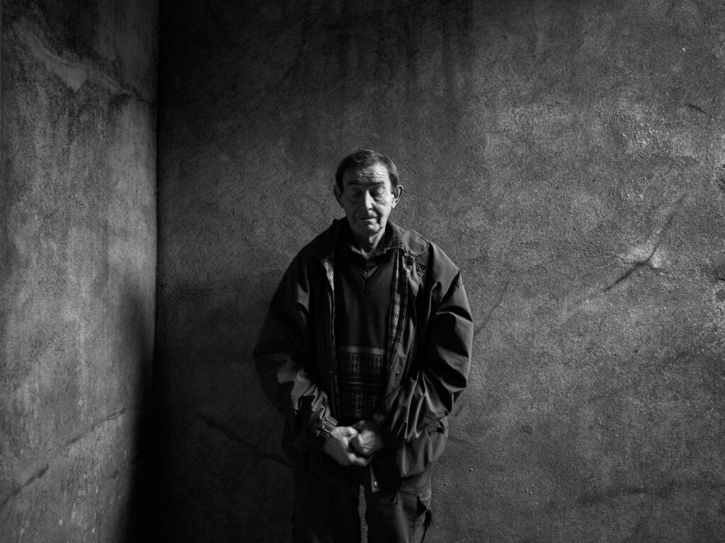 in frame inframe france poverty rural issue social périphérique pierre faure kalel koven valentine zeler interview photography documentary black and white portrait long time project french countryside