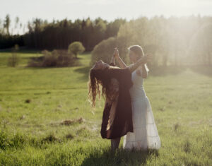 in frame awakening woman sweden swede elin berge photographer photography swedish interview documentary project long term story storytelling nature woman inframe kalel koven valentine zeler