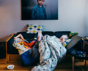 in frame inframe heartbeats juuso westerlund finish finlande finland scandinavian photographer photography photo documentary youth child children family famille portrait