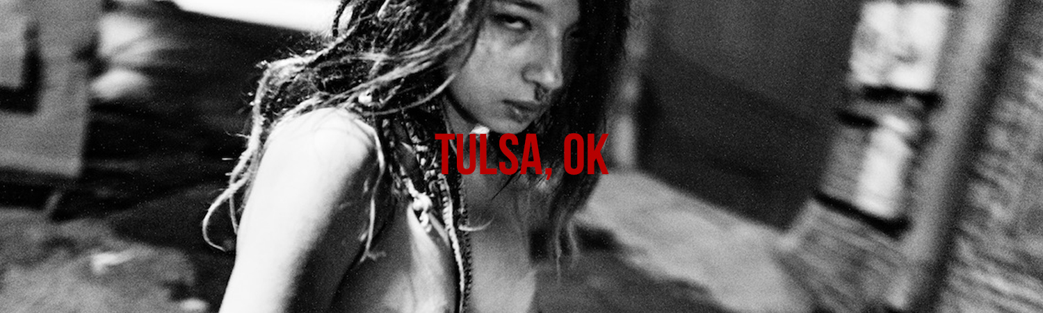 in frame inframe photography photo photographer tulsa book Oklahoma usa kalel koven valentine zeler nude drugs social issues leica victor dallant documentary raw rough sex violence reportage immersive