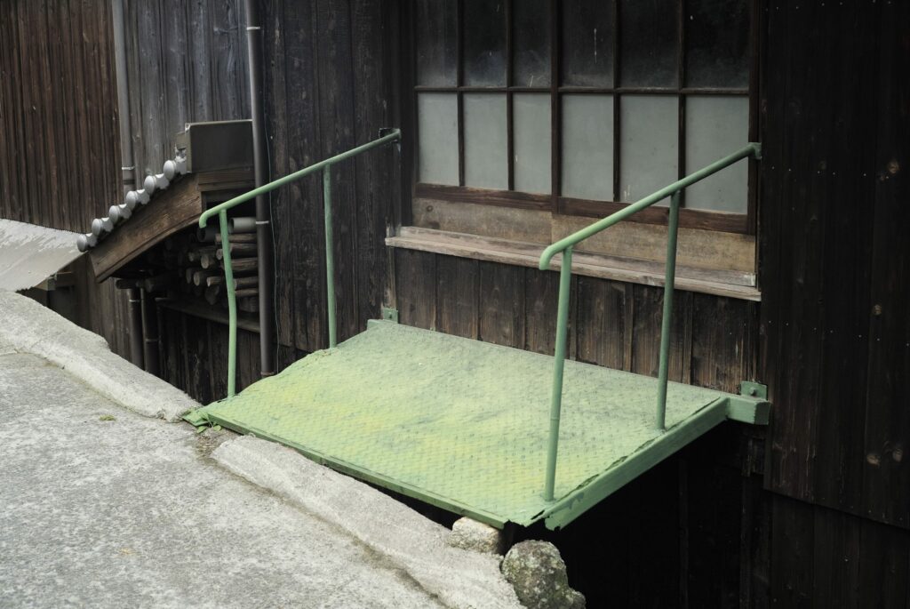 in frame documentary photography geraldine lay photo japon japan far east leica koven actes sud livre book osaka contemporary