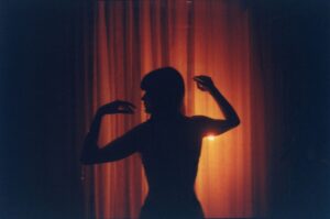 in frame interview elena zagari un mondo proprio italian italy italie italia napoli napolitan naples photography photographer woman youth women storytelling narrative empowerment kalel koven portrait daily life