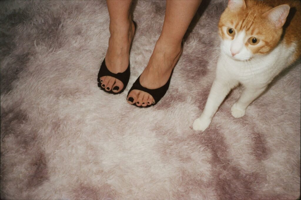 in frame interview elena zagari un mondo proprio italian italy italie italia napoli napolitan naples photography photographer woman youth women storytelling narrative empowerment kalel koven portrait daily life