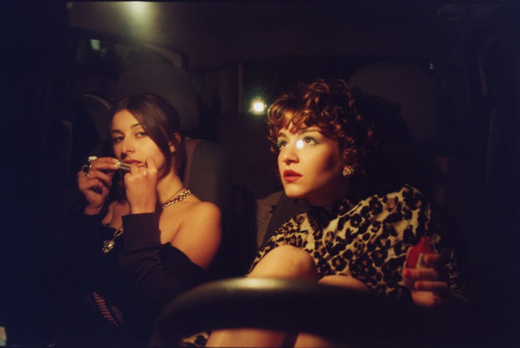 in frame interview elena zagari un mondo proprio italian italy italie italia napoli napolitan naples photography photographer woman youth women storytelling narrative empowerment kalel koven portrait daily life